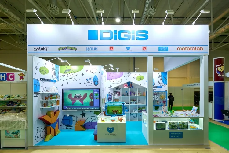 Digis 09-19-04.jpg